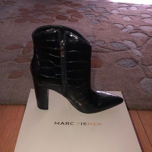 Marc Fisher Women’s Ankle Boots 7.5